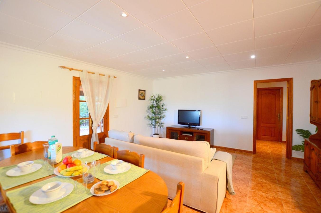 Finca Con Piscina Es Blanquer Guest House Exterior photo