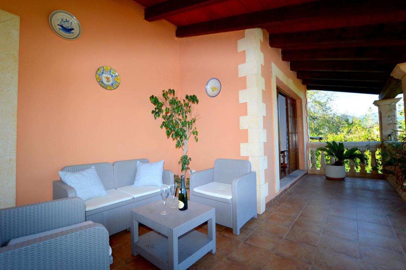Finca Con Piscina Es Blanquer Guest House Exterior photo