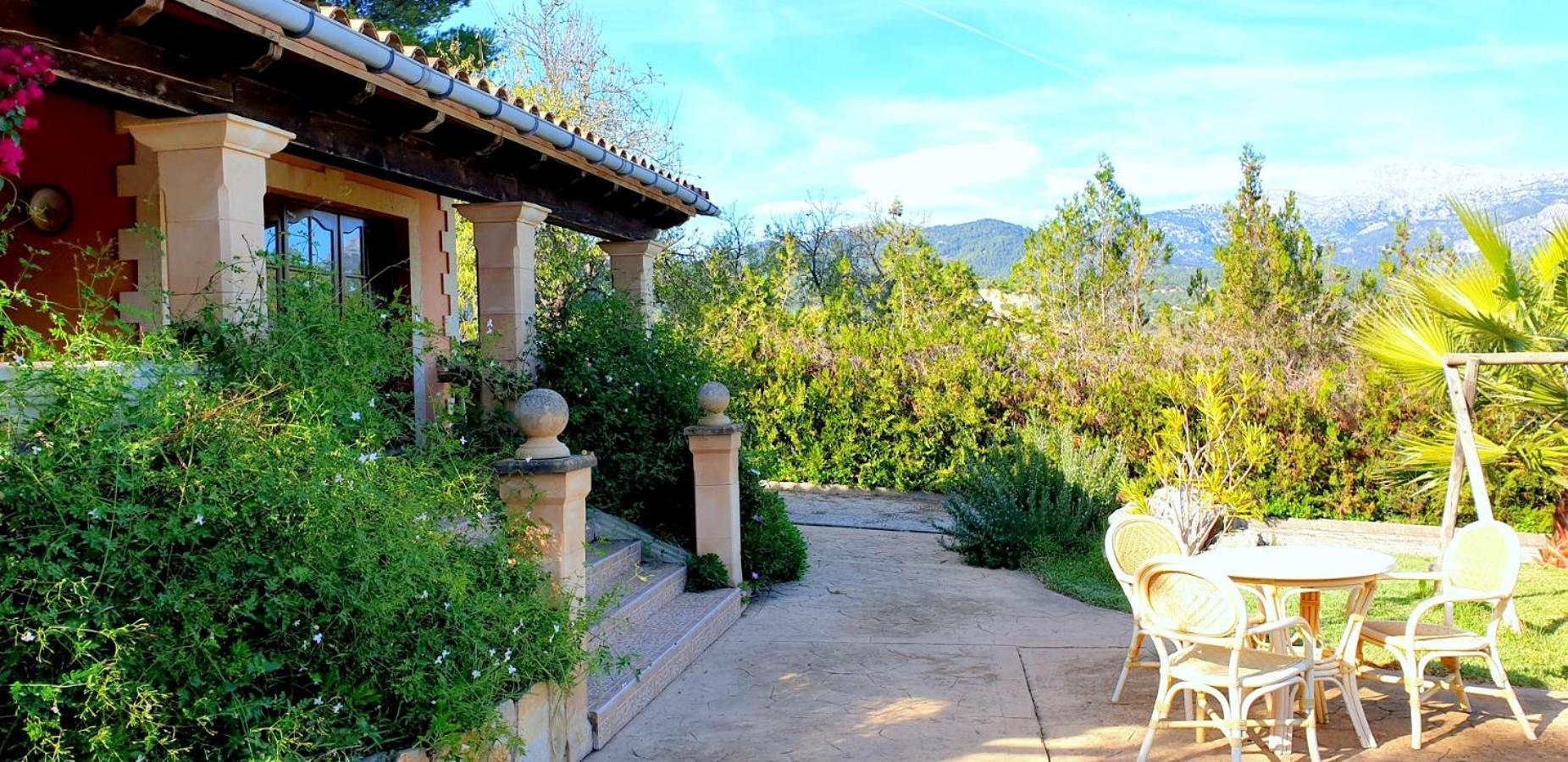 Finca Con Piscina Es Blanquer Guest House Exterior photo